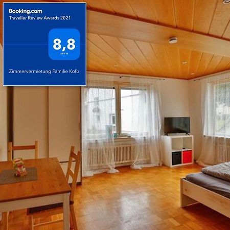 Zimmervermietung Familie Kolb Oberessendorf エクステリア 写真