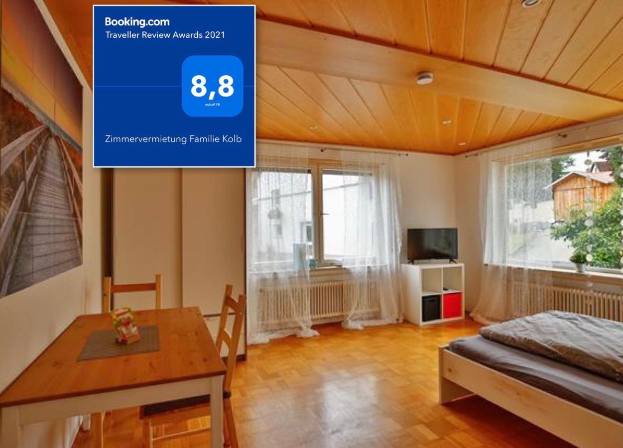 Zimmervermietung Familie Kolb Oberessendorf エクステリア 写真