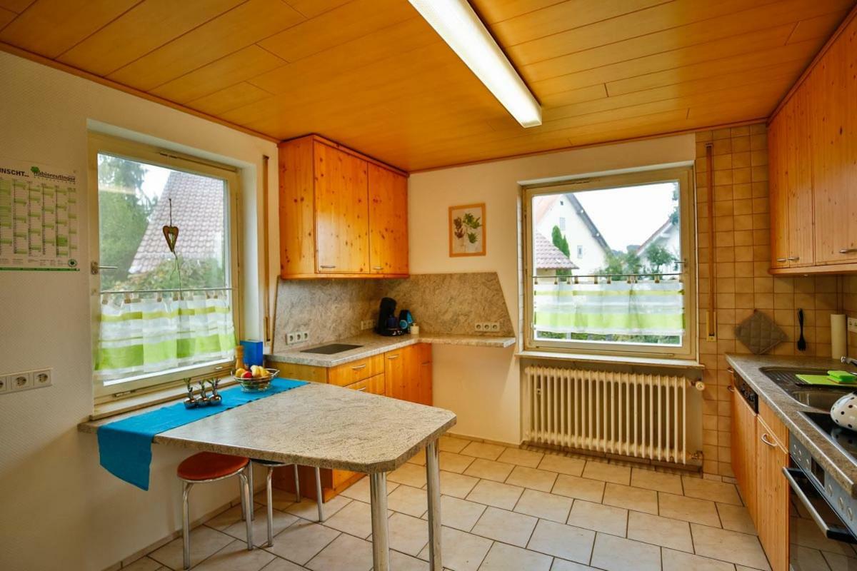 Zimmervermietung Familie Kolb Oberessendorf エクステリア 写真